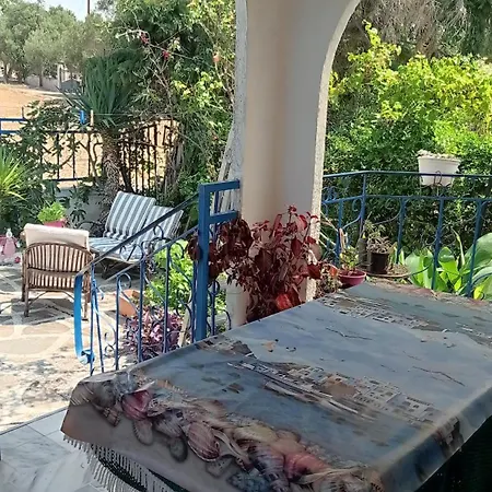 Private Near Palioura Epanomis Homestay